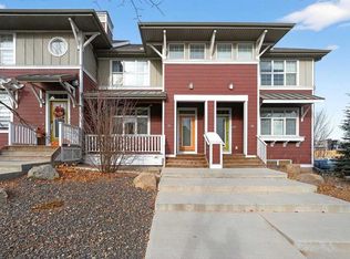 82 N Mahogany Dr SE, Calgary, AB T3M2K2