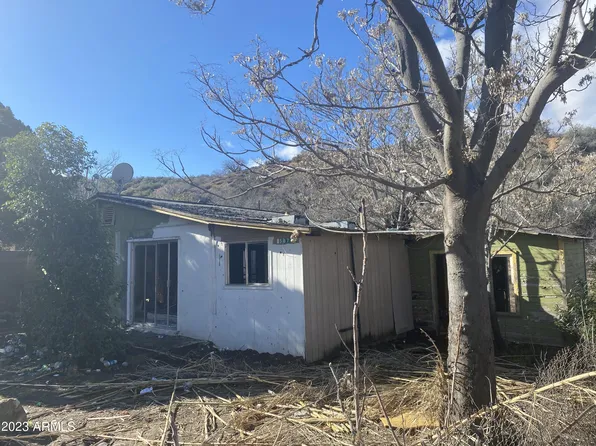 5872 S New Street, Miami, AZ 85539
