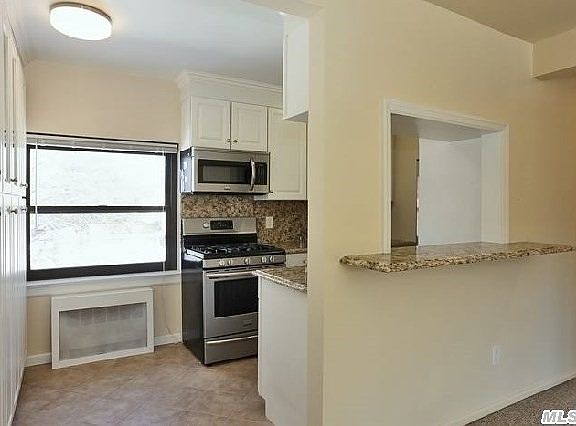 4th image of 113 15th St APT C2