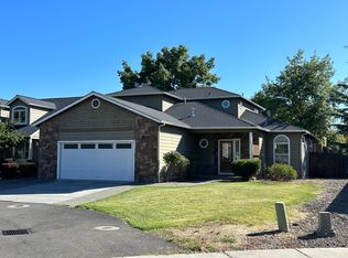 813 Solano Cir, Medford, OR