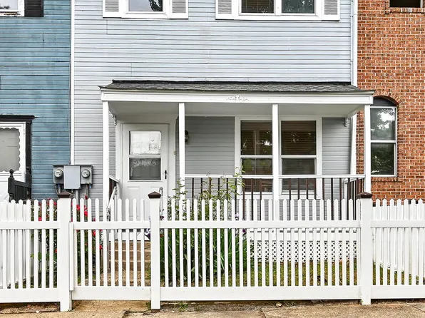 2 Wedgewood Ter, Reading, PA 19601