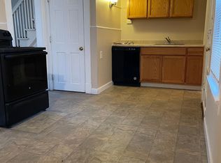 149 Cooper Hill St #149, Manchester, CT 06040