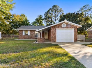 2325 W Park Dr, Gautier, MS 39553