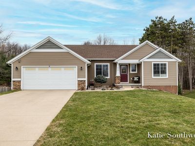649 W Harmony Dr, Sparta, MI, 49345