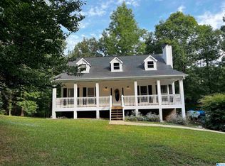 1041 Kitty Branch Rd, Bessemer, AL 35023