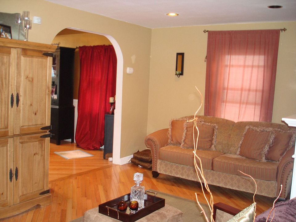Hardwood floors!