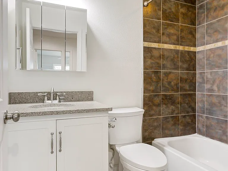 Bathroom 2