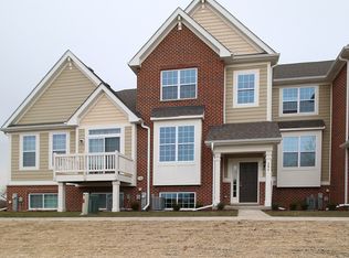 284 Timber Ridge Ct, Joliet, IL 60431