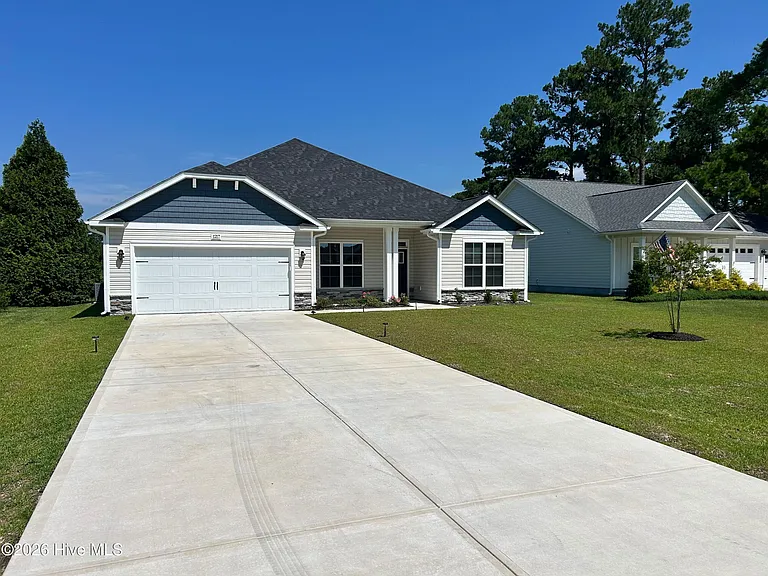 1217 Pelican Dr — Photo 1
