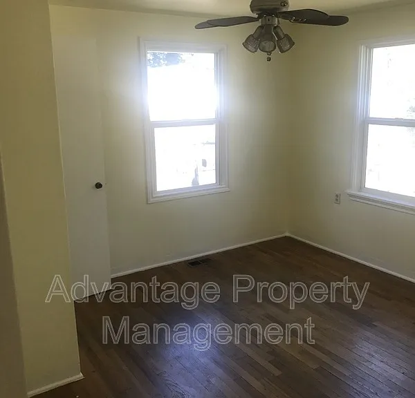 615 SE Atwood Ave — Photo 5