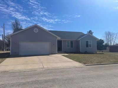 116 Circle Dr, Wellsburg, IA, 50680