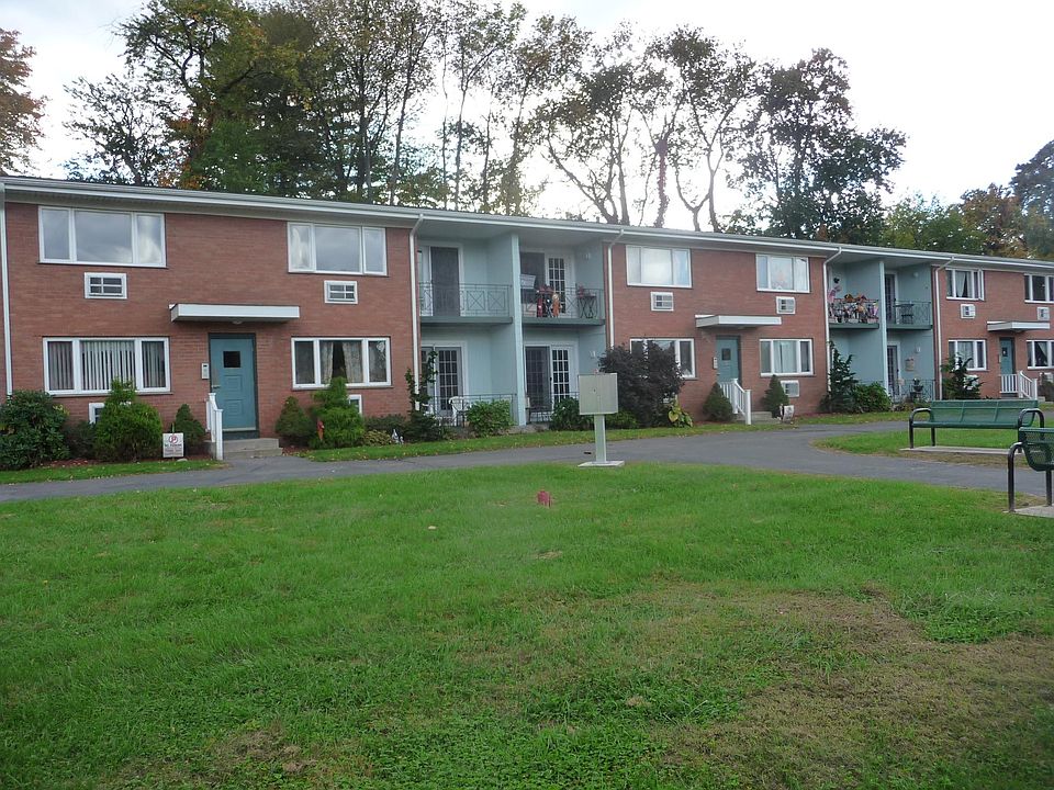 1st image of 30 Lamb Ave APT 4A