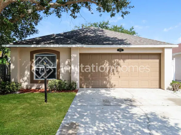 2733 Maderia Cir, Melbourne, FL 32935