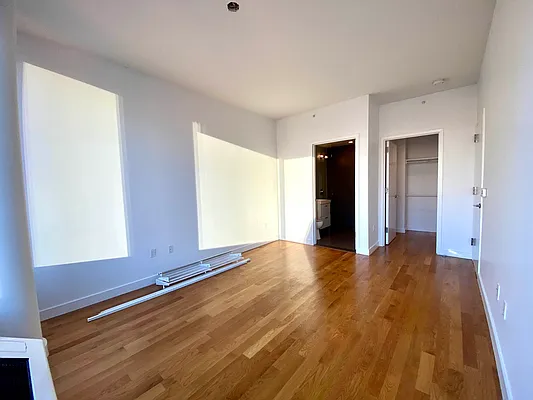 Rented by FirstService Realty (legacy) | media 27