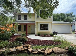 2516 Kensington Rd, Lawrence, KS 66046