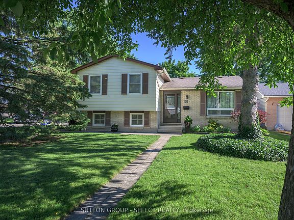 2nd image of 99 Inverary Cres