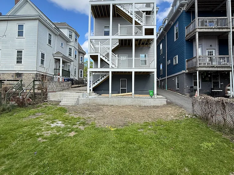 171 Trenton St #3 — Photo 29