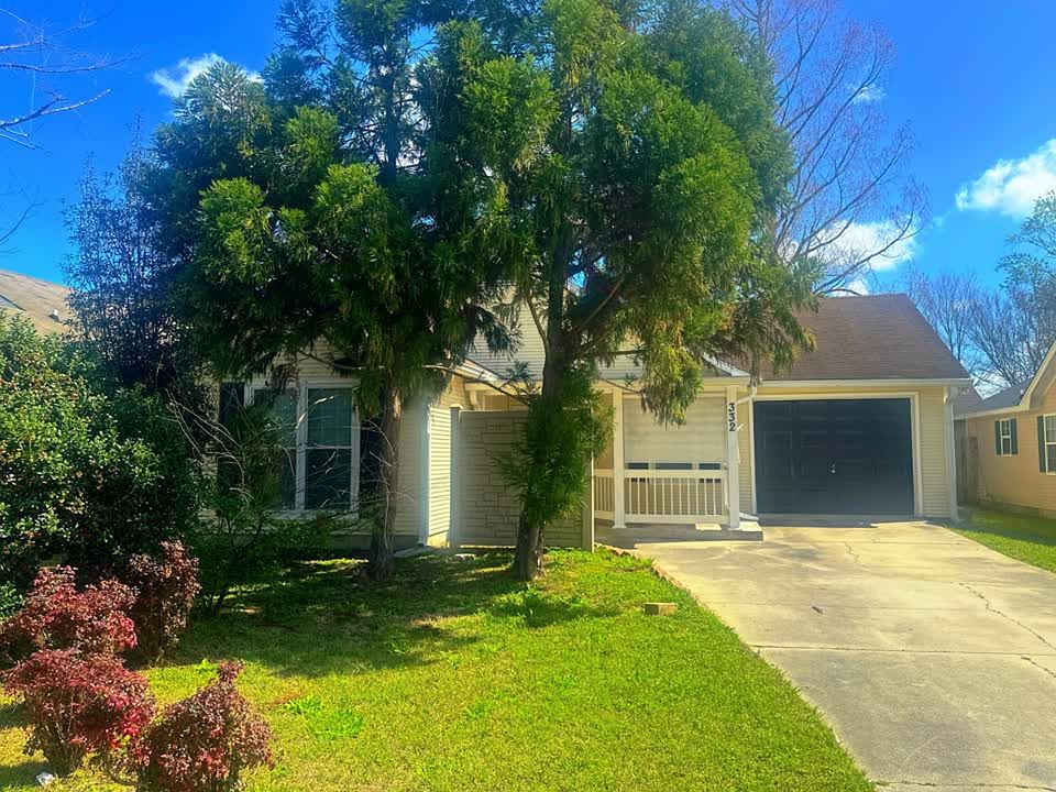 1st image of 332 Sawgrass Dr