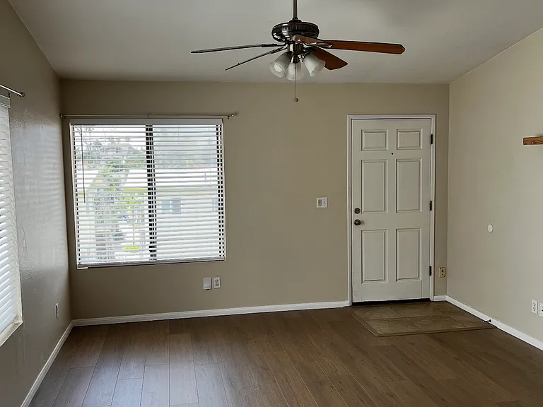 4474 Mississippi St #B — Photo 1