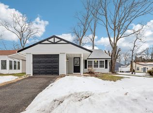 151 Laurance Ln, Ridge, NY 11961