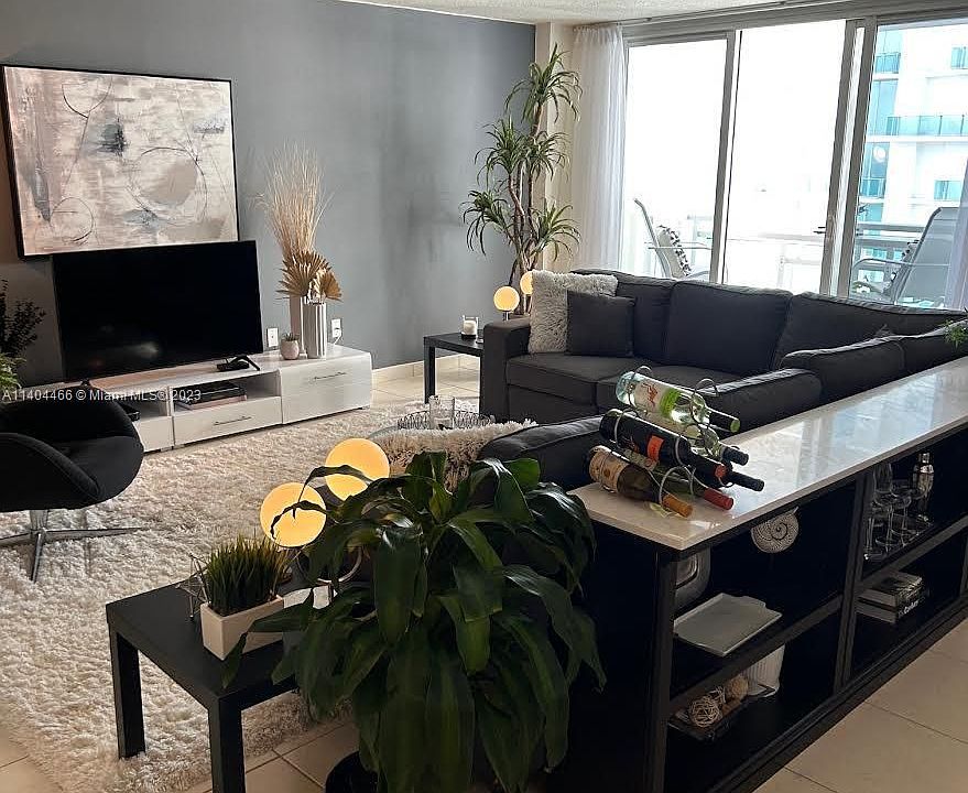 1st image of 6917 Collins Ave APT 1507