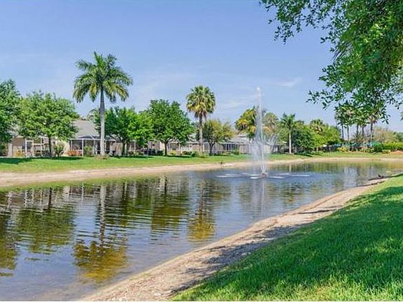 3rd image of 8120 Ibis Cove Cir