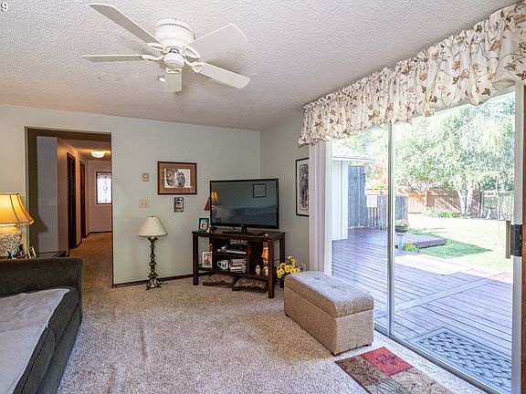5th image of 9212 NE 21st Ct