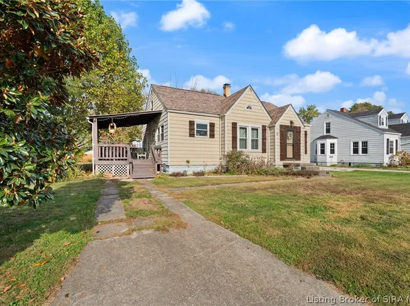 266 Highland Avenue, Sellersburg, IN 47172