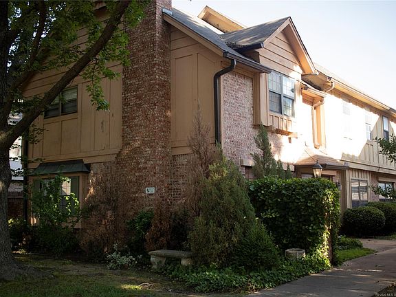 2nd image of 2414 E 59th Ct #131