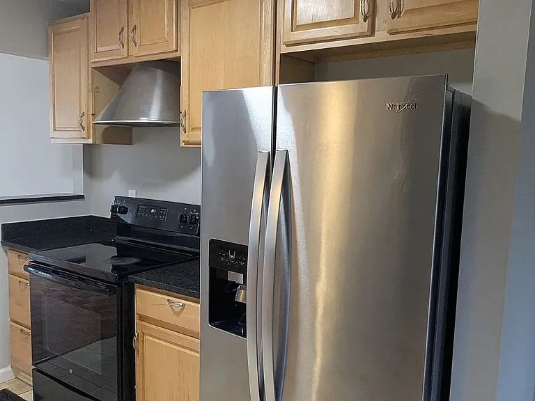 1848 Cooper Lake Dr SE — Photo 2