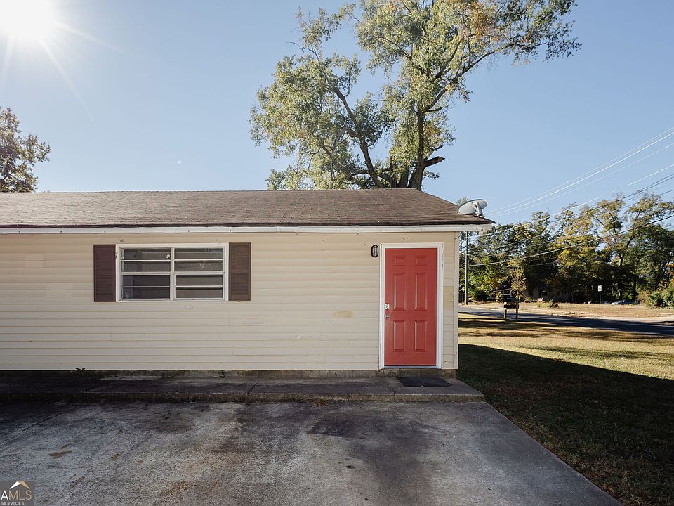 1st image of 729 Hammock St