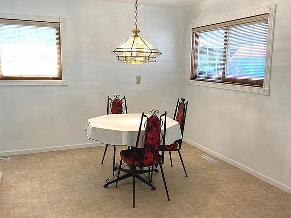 4th image of 501 Tanglewood Dr