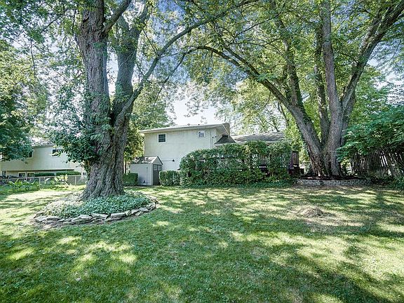 3rd image of 3510 Wenwood Dr