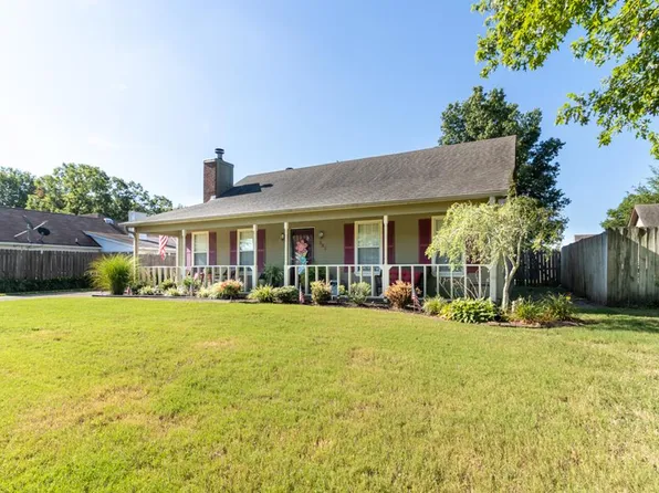 381 Springdale Dr, Marion, AR 72364