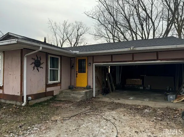 1855 N 300 E, Knox, IN 46534