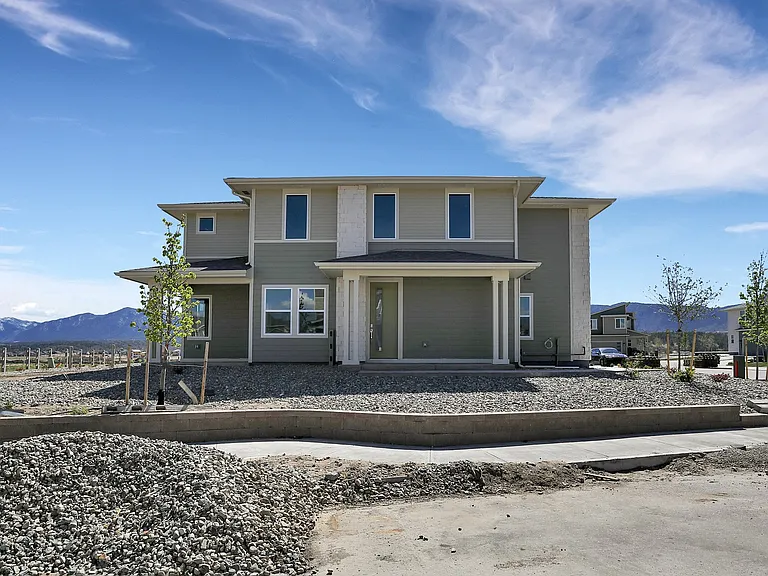 1999 Peak Prairie Ln — Photo 1