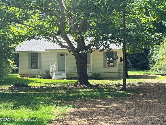 3rd image of 260 Morrison Rd