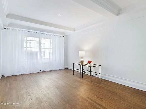 5th image of 410 E 52nd St #4C