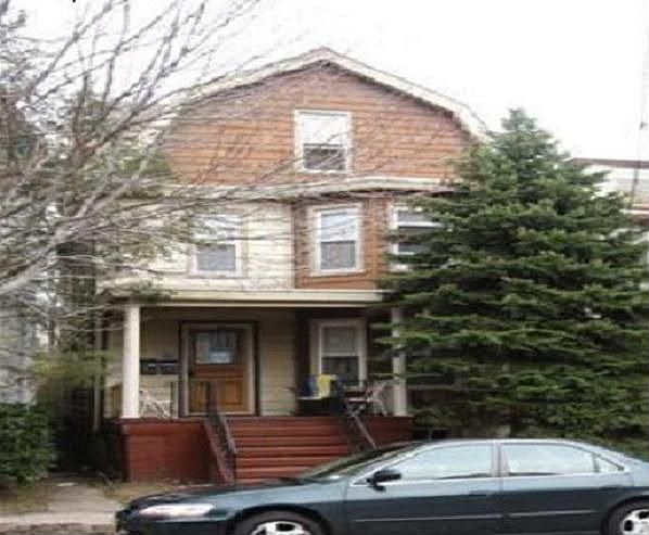 1st image of 168 Watson Ave