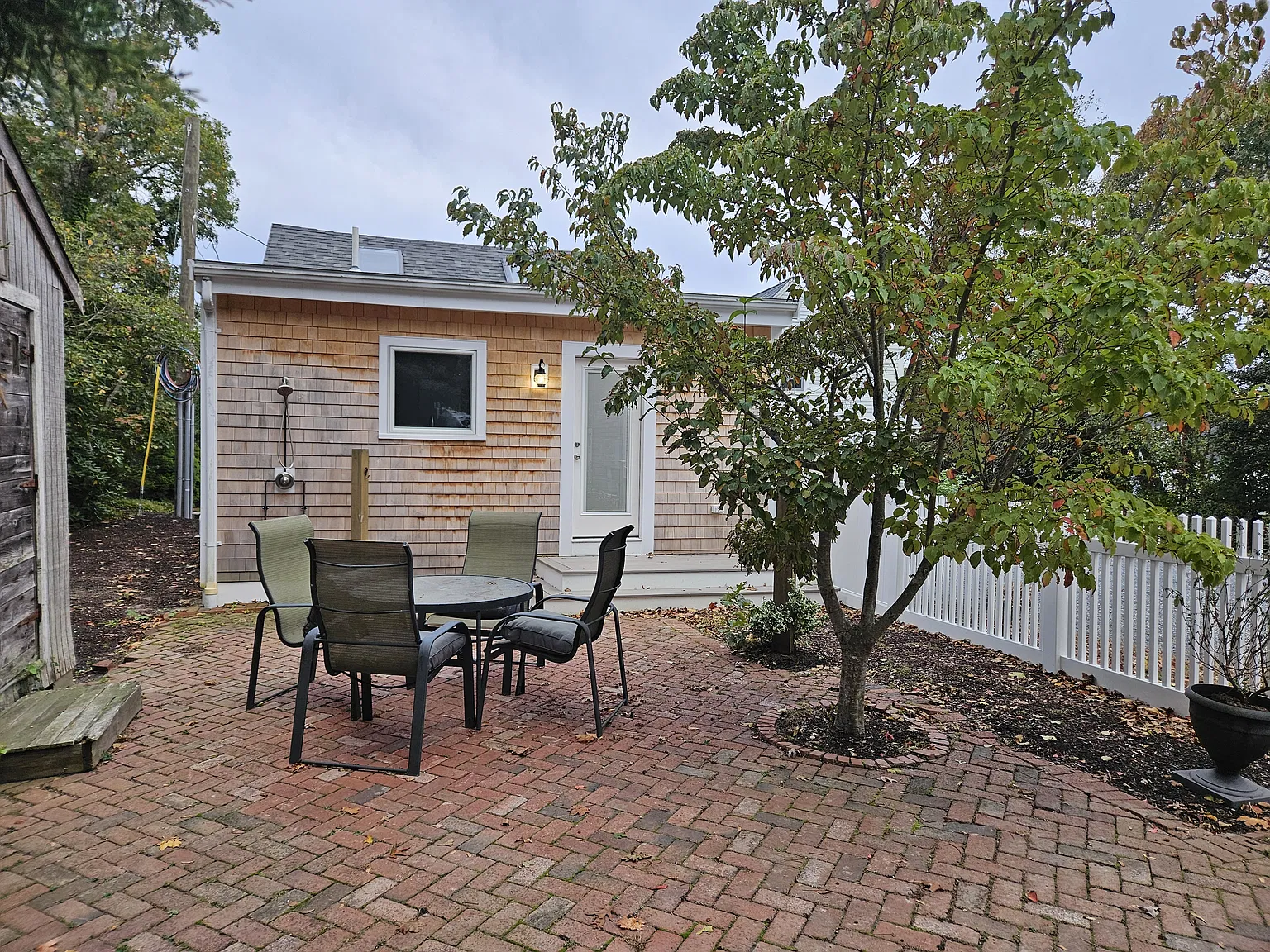 1 bed, 740 sqft, $2,200 — Photo 4