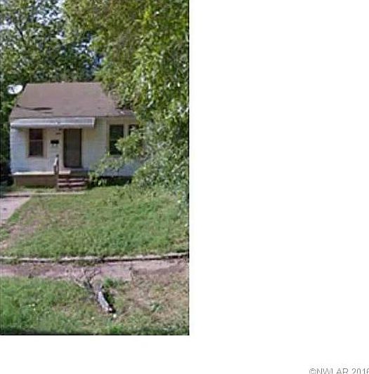 1st image of 3044 Desoto St
