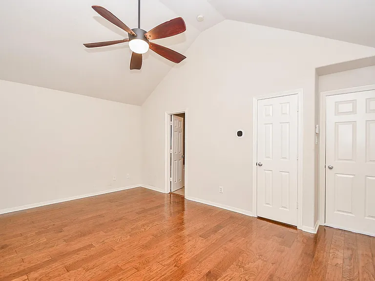 3126 Clearview Cir — Photo 11