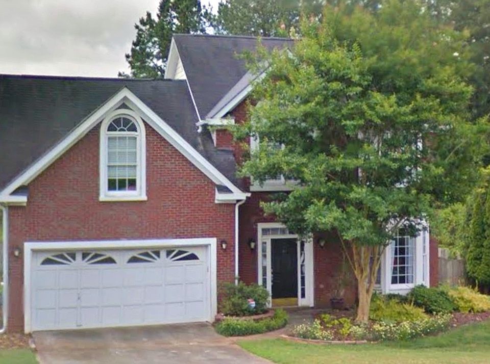 1st image of 347 Birchmore Walk