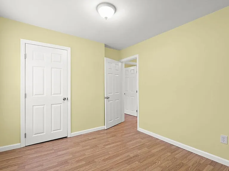 10 Cottage St #10 — Photo 19