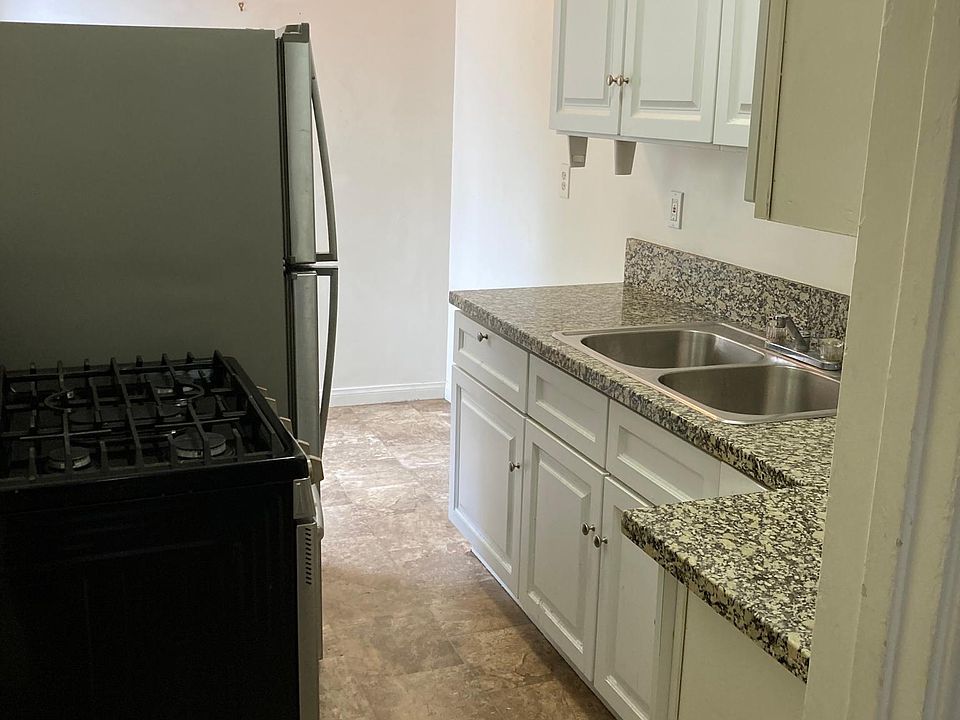 1st image of 1143 N Coronado St #101
