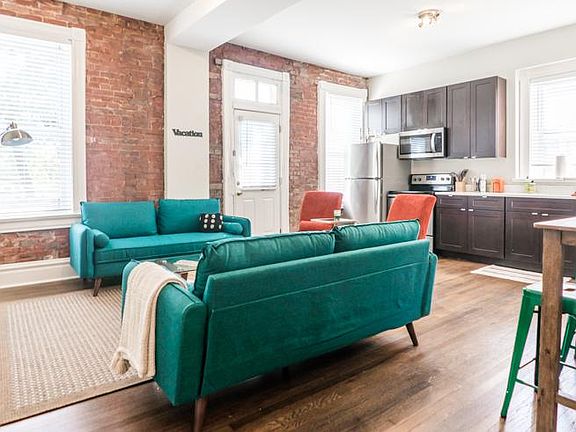2nd image of 3630 Shaw Ave #1F