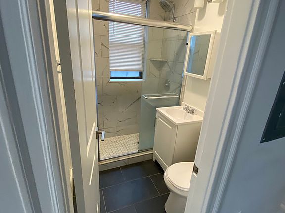 5th image of 89 Park Dr #13