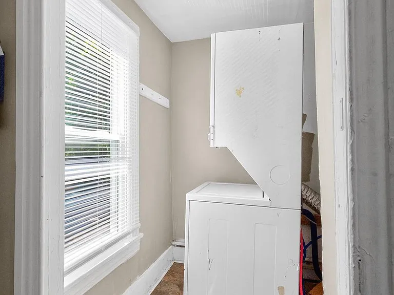 40 S Governors Ave #3 — Photo 17
