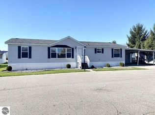 7363 Bagpipe Dr, Alma, MI 48801