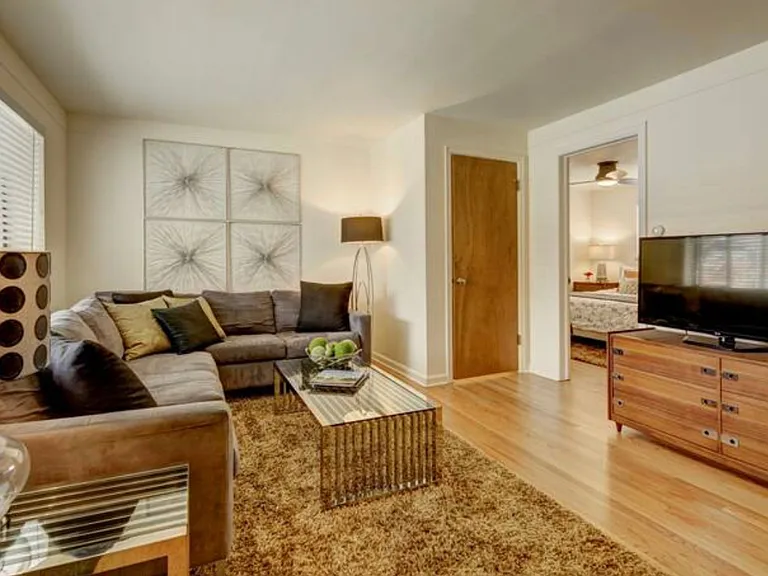 805 S Ogden St — Photo 19